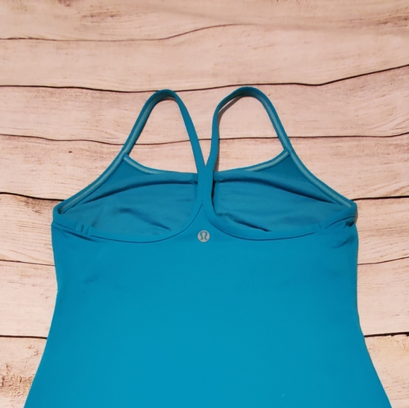 Lululemon power Y tank - Picture 2 of 2